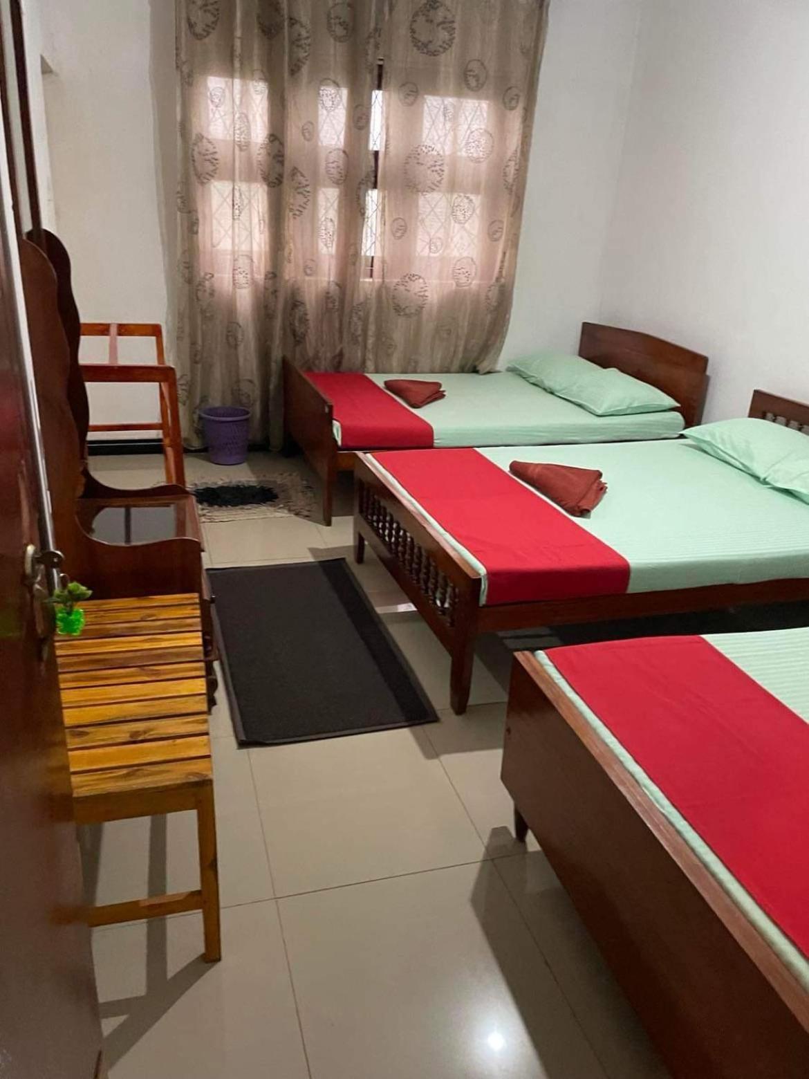 Olivia HomeStay Anuradhapura Luaran gambar