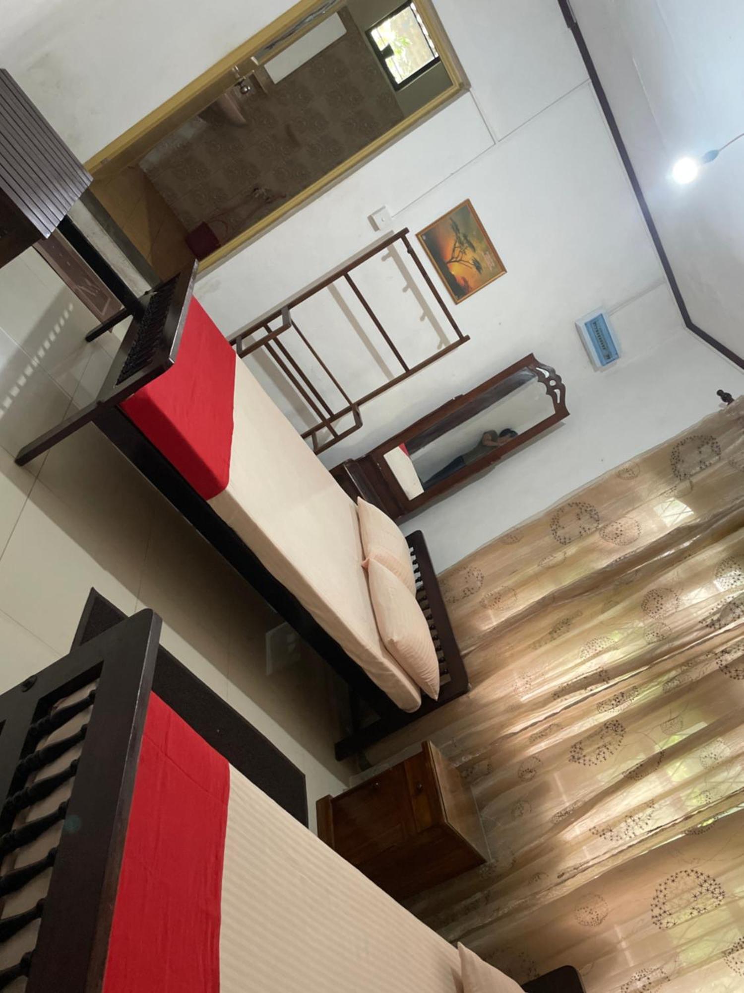 Olivia HomeStay Anuradhapura Luaran gambar