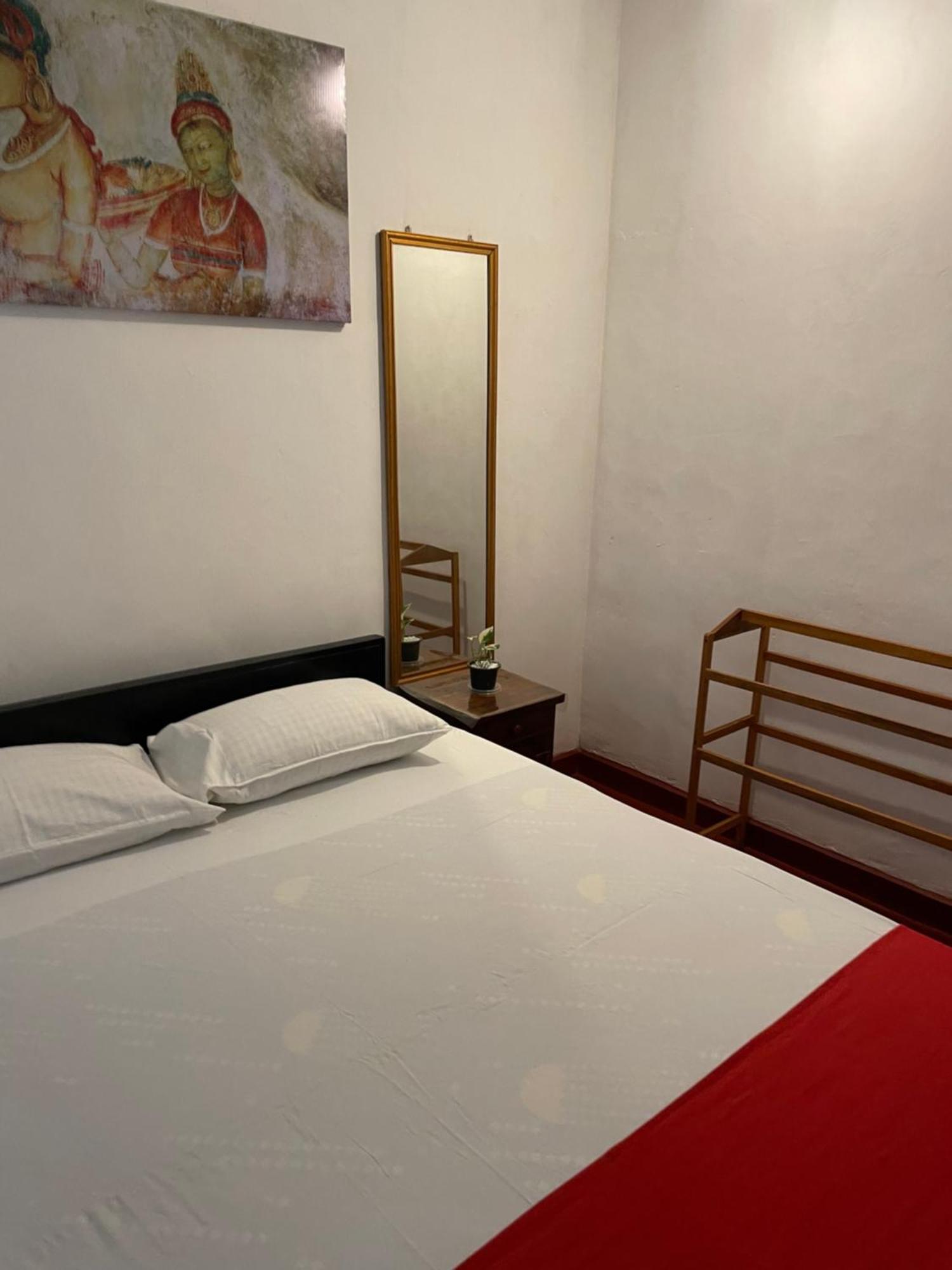 Olivia HomeStay Anuradhapura Luaran gambar
